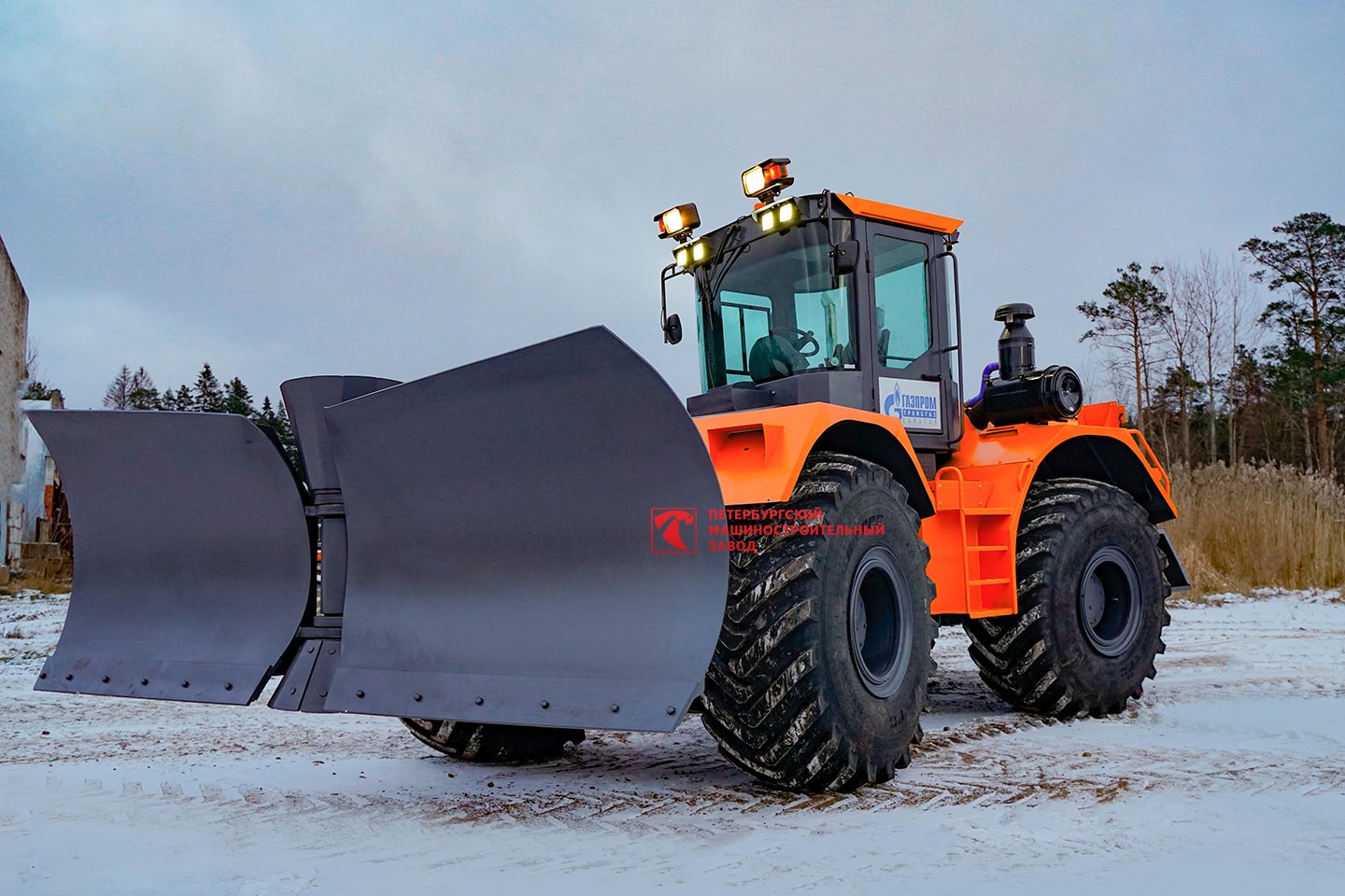 -704--Landmaster